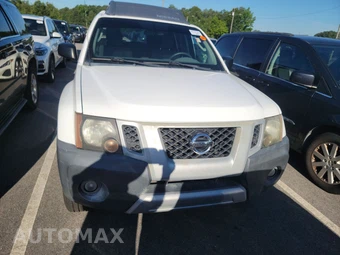 2012 Nissan Xterra X – miniatura 2