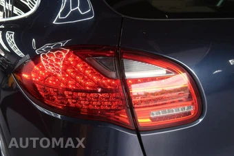 2012 Porsche Cayenne Tiptronic - miniatura 11