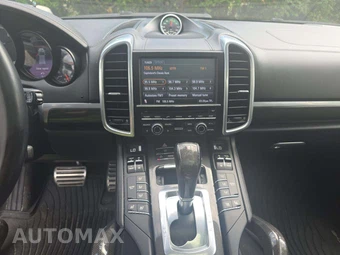2012 Porsche Cayenne Turbo – miniatura 10