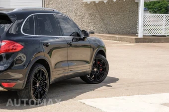 2012 Porsche Cayenne Turbo - miniatura 13