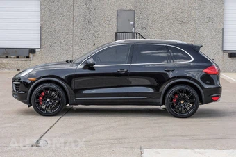 2012 Porsche Cayenne Turbo - miniatura 16