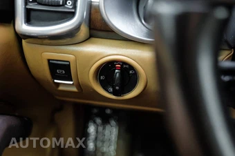 2012 Porsche Cayenne Turbo - miniatura 34