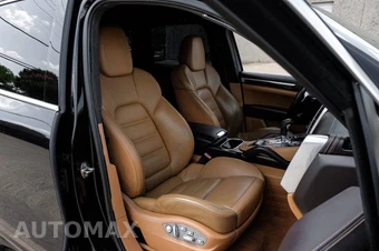 2012 Porsche Cayenne Turbo - miniatura 40