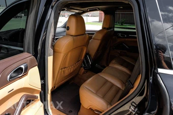 2012 Porsche Cayenne Turbo - miniatura 44