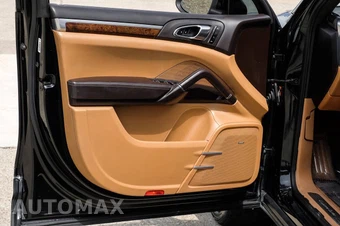 2012 Porsche Cayenne Turbo - miniatura 48