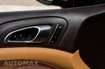 2012 Porsche Cayenne Turbo - miniatura 49