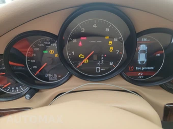 2012 Porsche Panamera 4 - miniatura 12