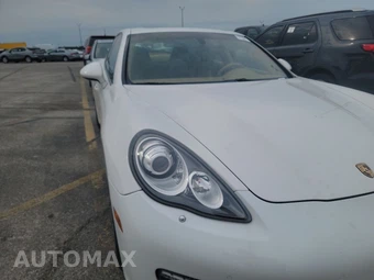 2012 Porsche Panamera 4 - miniatura 3