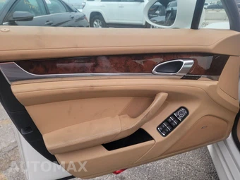 2012 Porsche Panamera 4 - miniatura 9