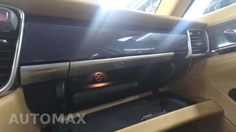 2012 Porsche Panamera 4 – miniatura 23