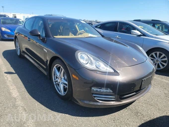 2012 Porsche Panamera 4 – miniatura 3