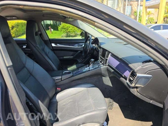 2012 Porsche Panamera 4 - miniatura 18