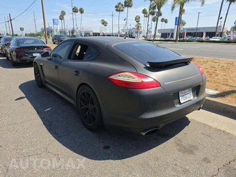 2012 Porsche Panamera 4 - miniatura 2
