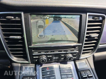 2012 Porsche Panamera 4 - miniatura 41