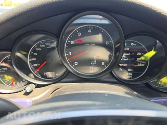 2012 Porsche Panamera 4 - miniatura 9