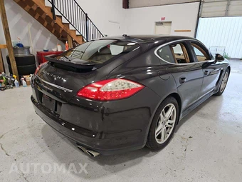 2012 Porsche Panamera 4S – miniatura 3
