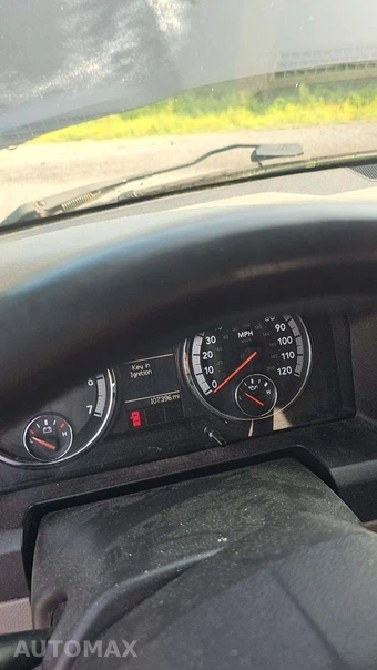 2012 Ram 1500 Big Horn Crew Cab Short Bed – miniatura 24