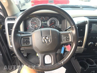 2012 Ram 1500 Big Horn Crew Cab Short Bed – miniatura 10
