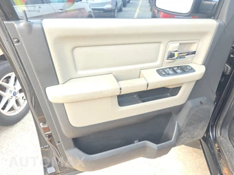 2012 Ram 1500 Big Horn Crew Cab Short Bed – miniatura 9