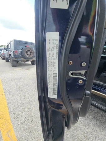 2012 Ram 1500 Big Horn Extended Cab Medium Bed – miniatura 14