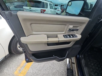 2012 Ram 1500 Big Horn Extended Cab Medium Bed – miniatura 9