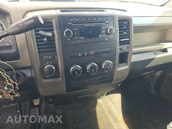 2012 Ram 1500 Express Crew Cab Short Bed – miniatura 11