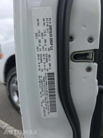 2012 Ram 1500 Express Crew Cab Short Bed - miniatura 5