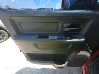 2012 Ram 1500 Express Extended Cab Medium Bed – miniatura 9