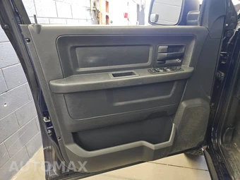 2012 Ram 1500 Express Extended Cab Medium Bed – miniatura 9