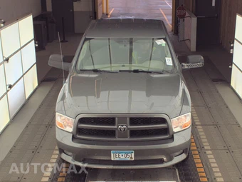 2012 Ram 1500 Express Extended Cab Medium Bed - miniatura 2