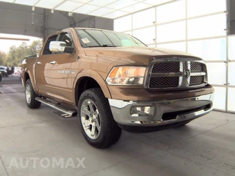 2012 Ram 1500 Laramie Crew Cab Short Bed - miniatura 3