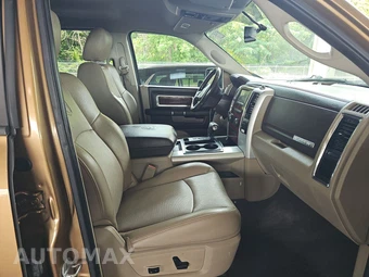 2012 Ram 1500 Laramie Crew Cab Short Bed - miniatura 8