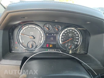 2012 Ram 1500 Laramie Extended Cab Medium Bed - miniatura 12