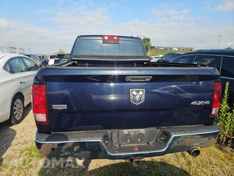 2012 Ram 1500 Laramie Extended Cab Medium Bed - miniatura 5