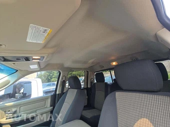 2012 Ram 1500 SLT Extended Cab Medium Bed - miniatura 11