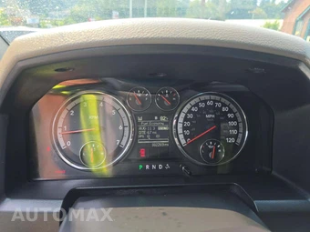 2012 Ram 1500 SLT Extended Cab Medium Bed - miniatura 9