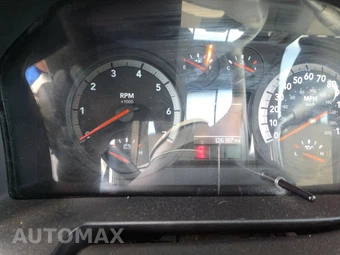 2012 Ram 1500 SLT Extended Cab Medium Bed – miniatura 12