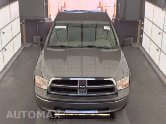 2012 Ram 1500 SLT Extended Cab Medium Bed – miniatura 2