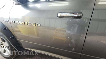 2012 Ram 1500 SLT Extended Cab Medium Bed – miniatura 38