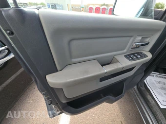2012 Ram 1500 SLT Extended Cab Medium Bed – miniatura 9