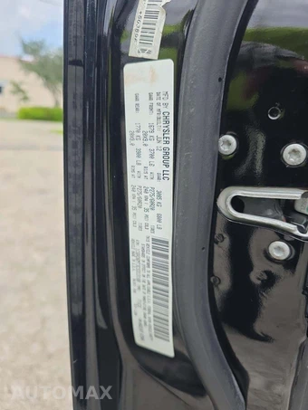 2012 Ram 1500 Sport Crew Cab Short Bed - miniatura 2