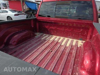 2012 Ram 1500 Sport Crew Cab Short Bed – miniatura 10