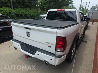 2012 Ram 1500 Sport Crew Cab Short Bed – miniatura 4