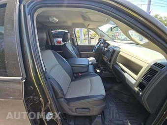 2012 Ram 1500 ST Extended Cab Medium Bed – miniatura 18