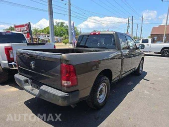2012 Ram 1500 ST Extended Cab Medium Bed – miniatura 3