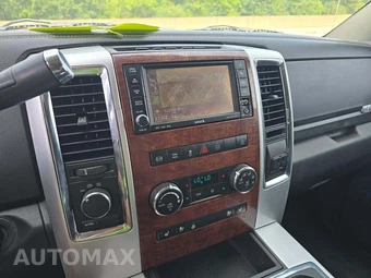 2012 Ram 2500 Laramie Crew Cab Medium Bed - miniatura 10