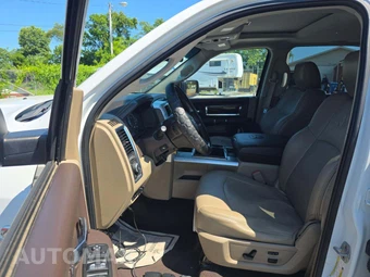 2012 Ram 2500 Laramie Extended Crew Cab Medium Bed – miniatura 3
