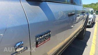 2012 Ram 2500 Outdoorsman Crew Cab Medium Bed – miniatura 32