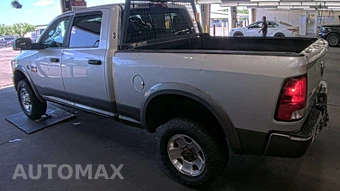 2012 Ram 2500 Outdoorsman Crew Cab Medium Bed – miniatura 6