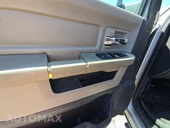 2012 Ram 2500 Outdoorsman Crew Cab Medium Bed – miniatura 9